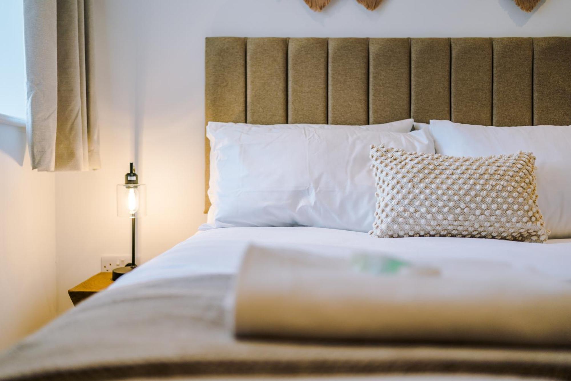 Number 21: A Breathtaking Chester Cottage With Parking Mollington  Luaran gambar